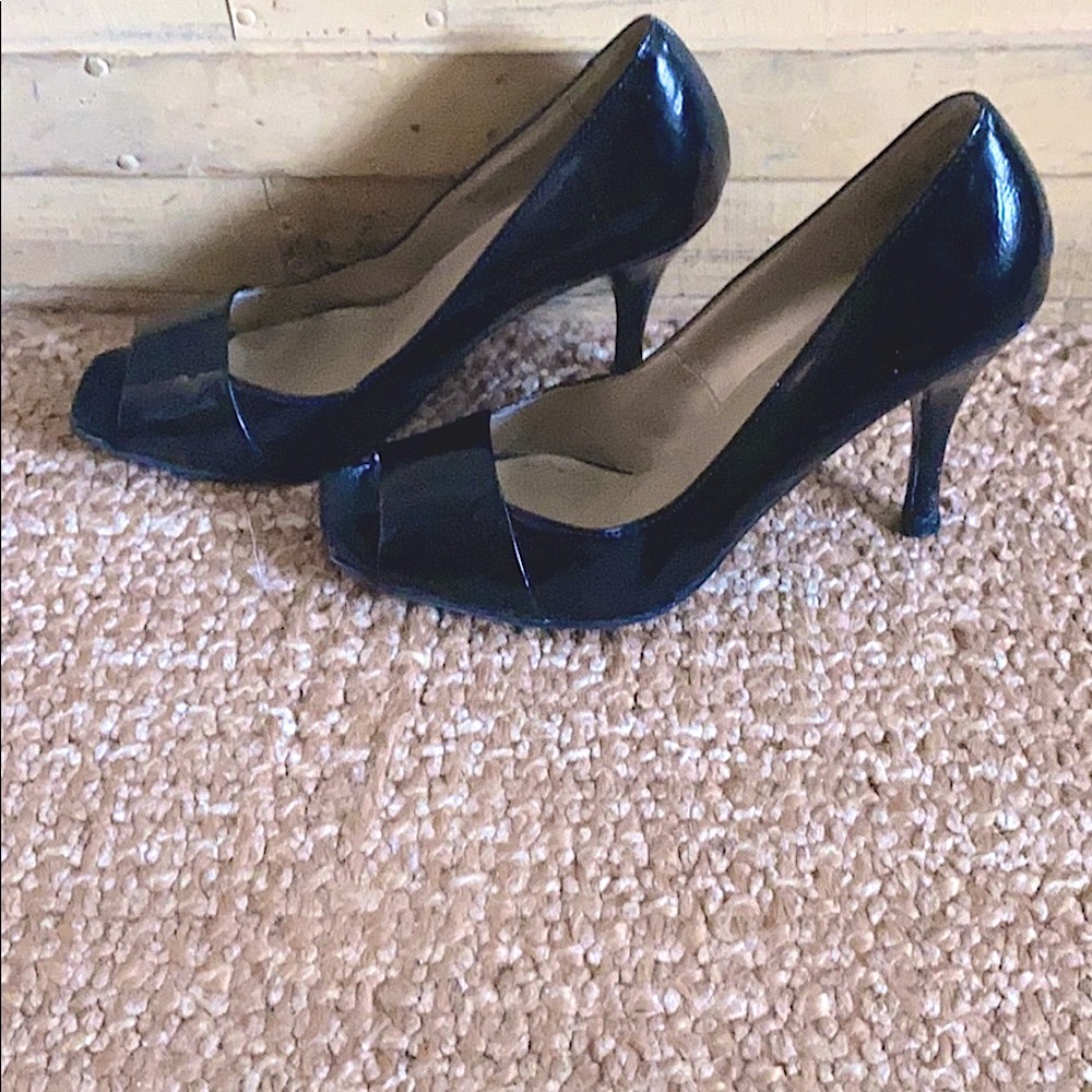 MOSSIMO TARGET VEGAN PATENT LEATHER HIGH HEELS 9